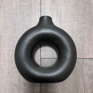 Black Circular Ceramic Vase 7” x 7”